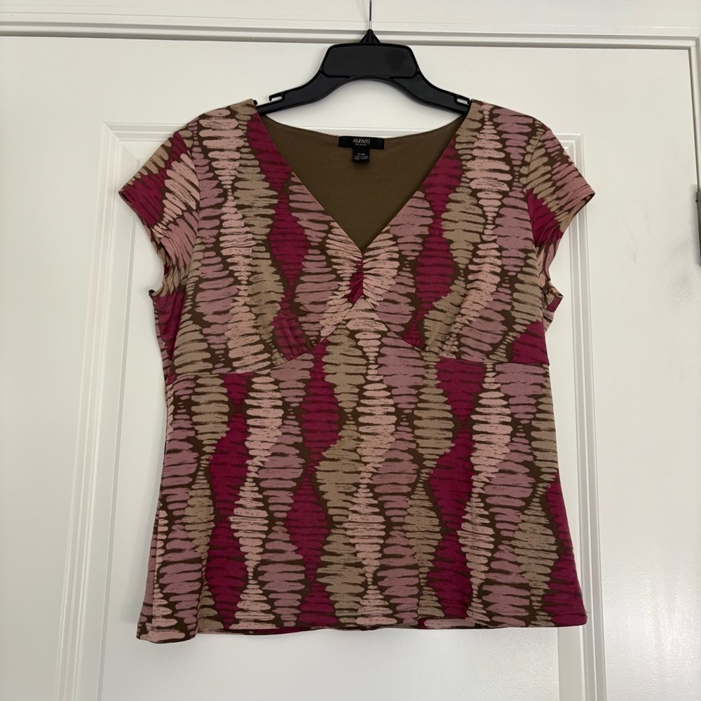 Red, Tan and Brown V- Neck Blouse and Skirt Co Ord Set - Picture 3 of 7